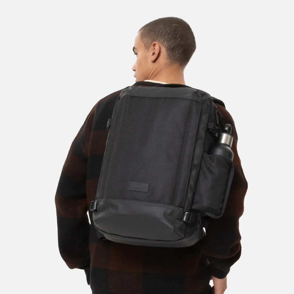 Eastpak CNNCT Tecum laptoprugzak 15 inch M black bij Duifhuizen