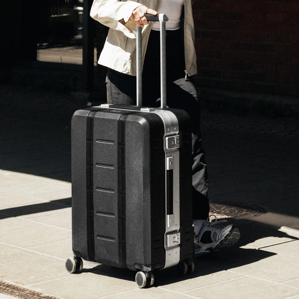 DB Journey Klemslot Ramverk Pro Carry-on handbagage koffer 55 cm Silver bij Duifhuizen