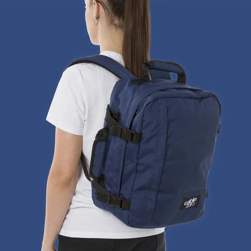 CABINZERO Classic rugzak 28L navy bij Duifhuizen