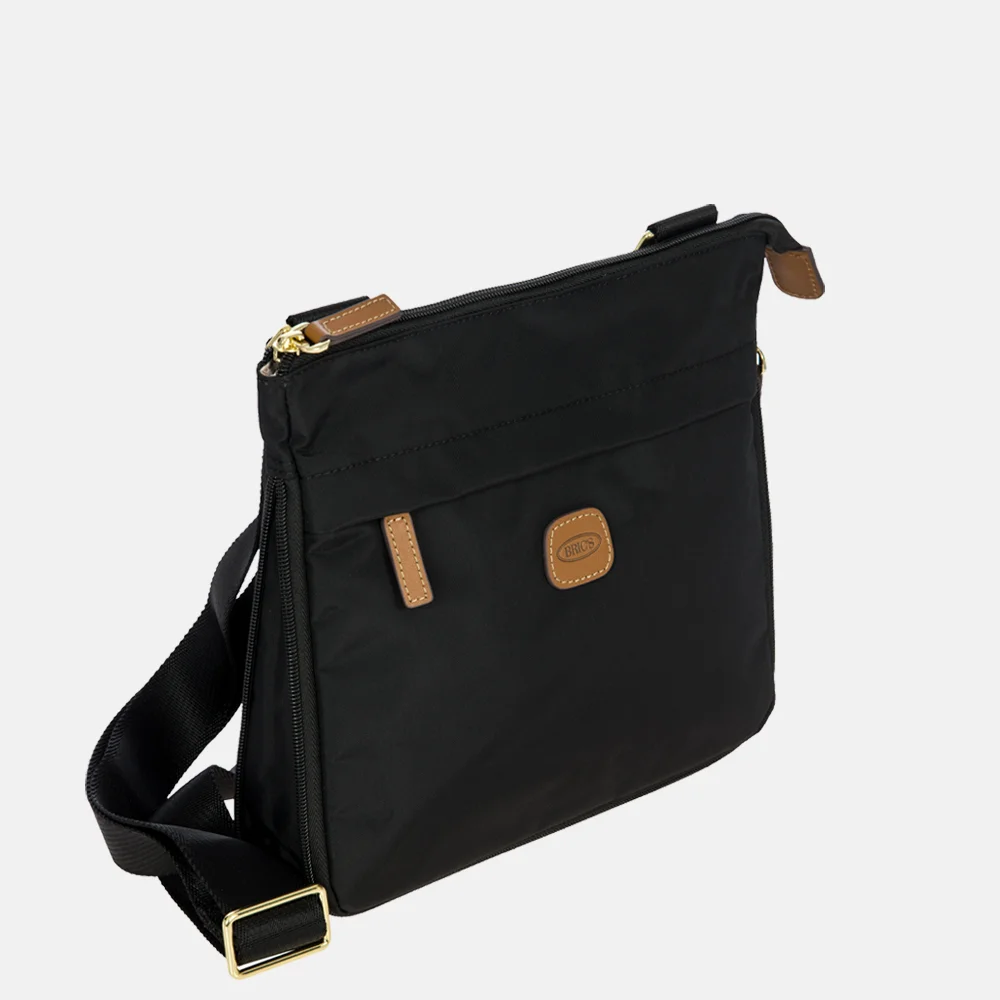 Bric's  X-Bag Urban schoudertas nero bij Duifhuizen